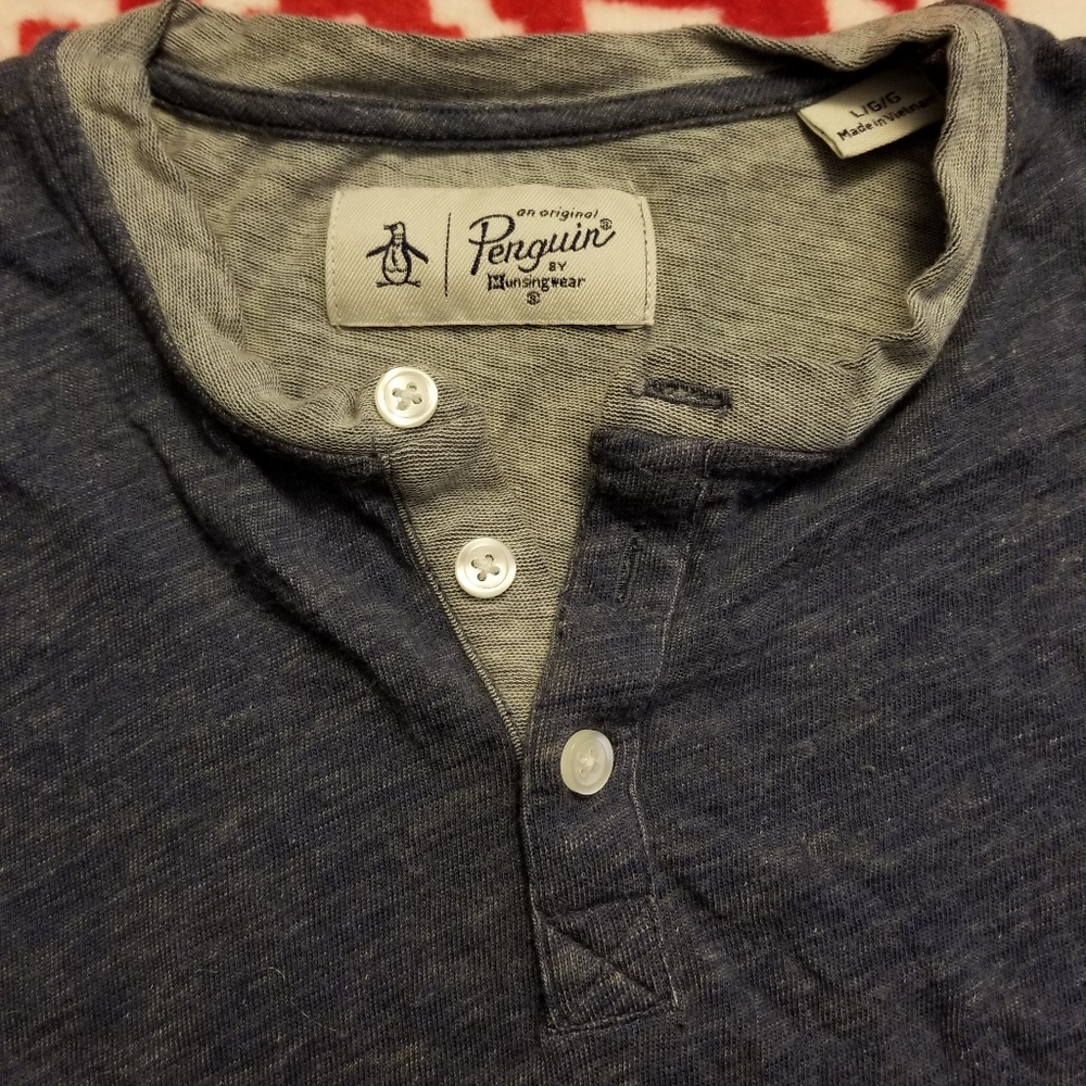NWOT Penguin Henley, blue & gray